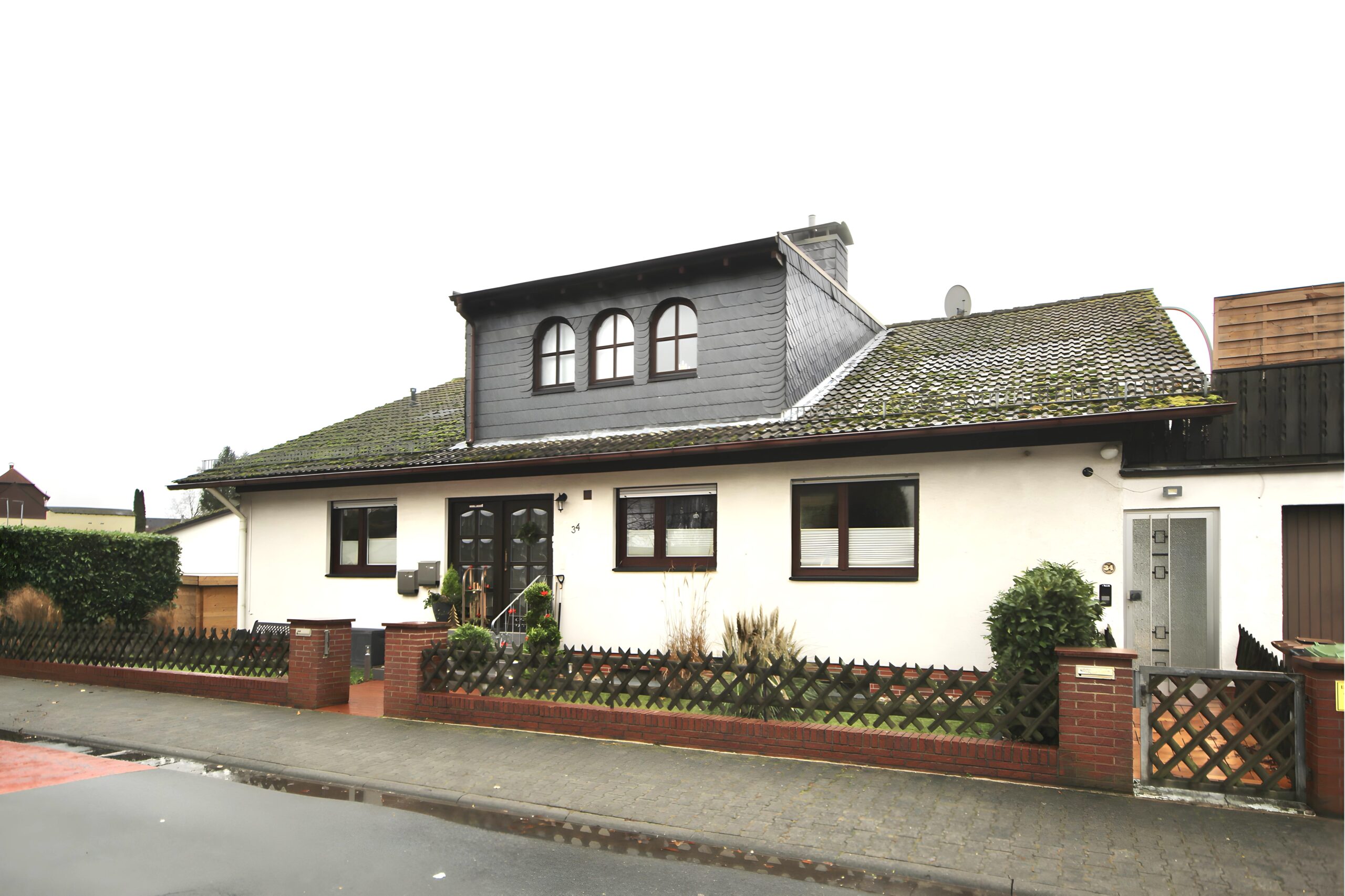 Renovierte 3-Zimmer-Wohnung mit 2 Garagen in Gadernheim